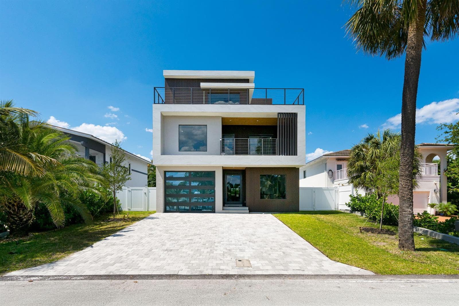 3225 Canal Drive 4