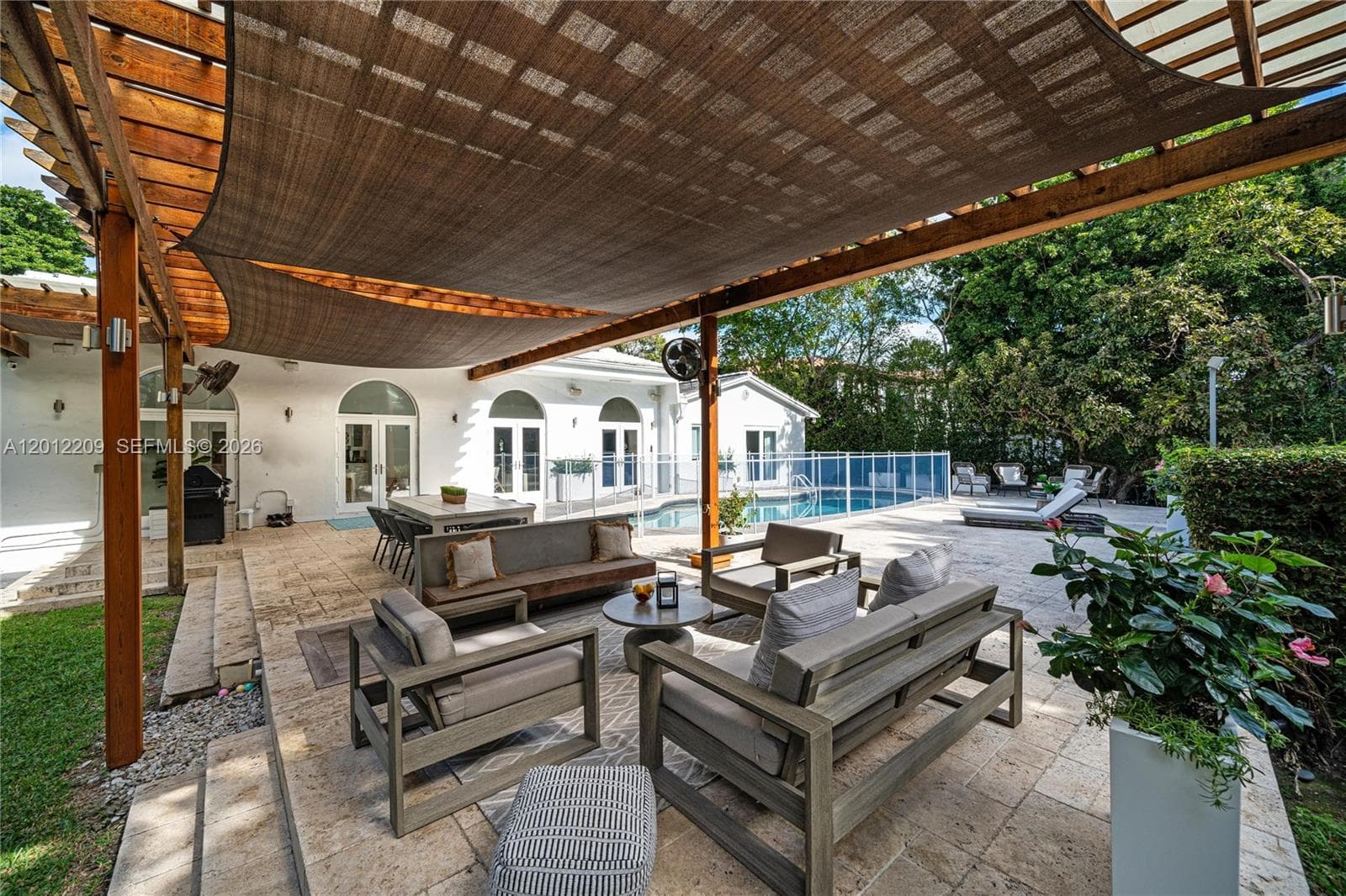 530 Sabal Palm Rd photo 22