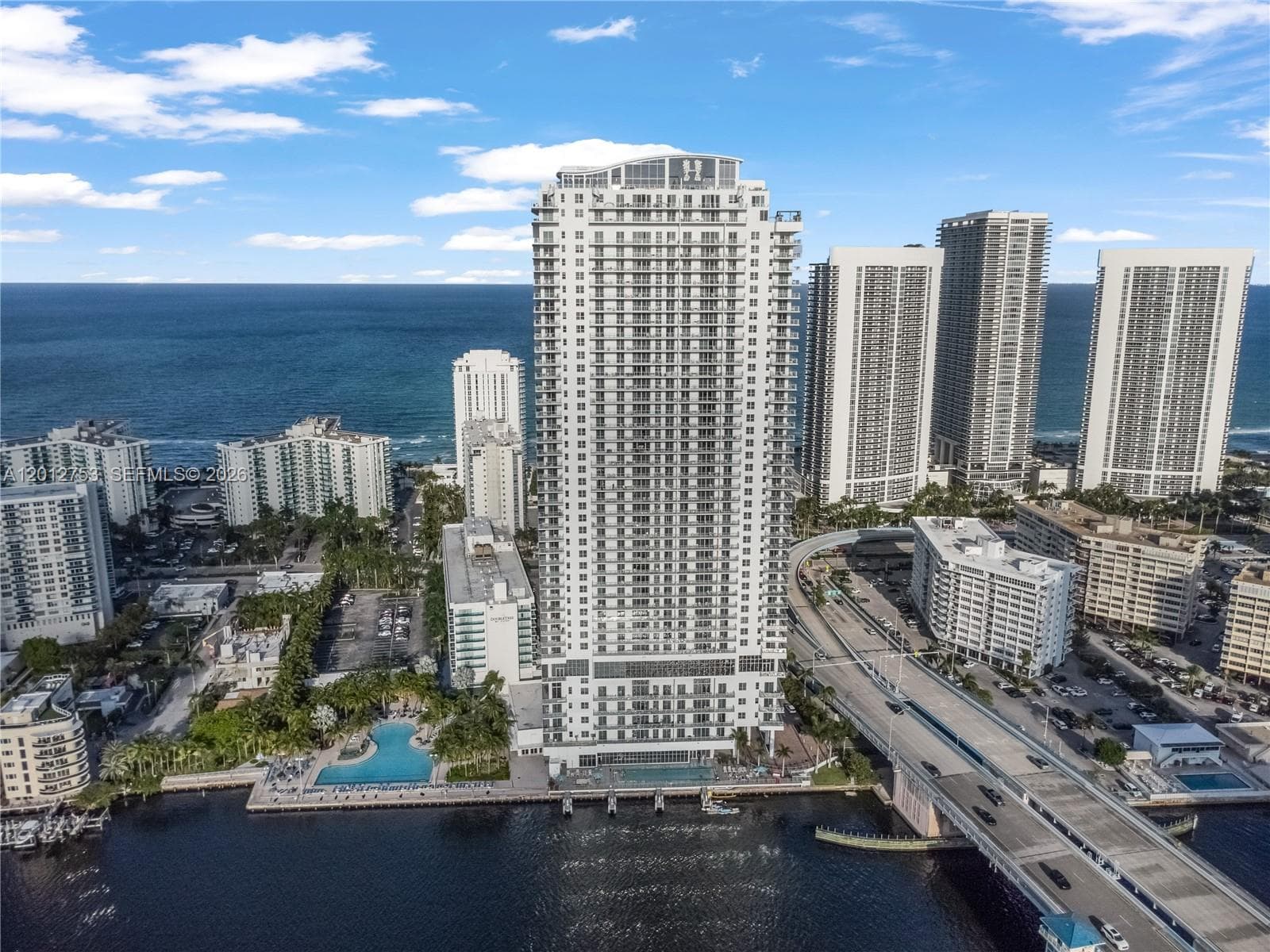 4010 Ocean Dr 1
