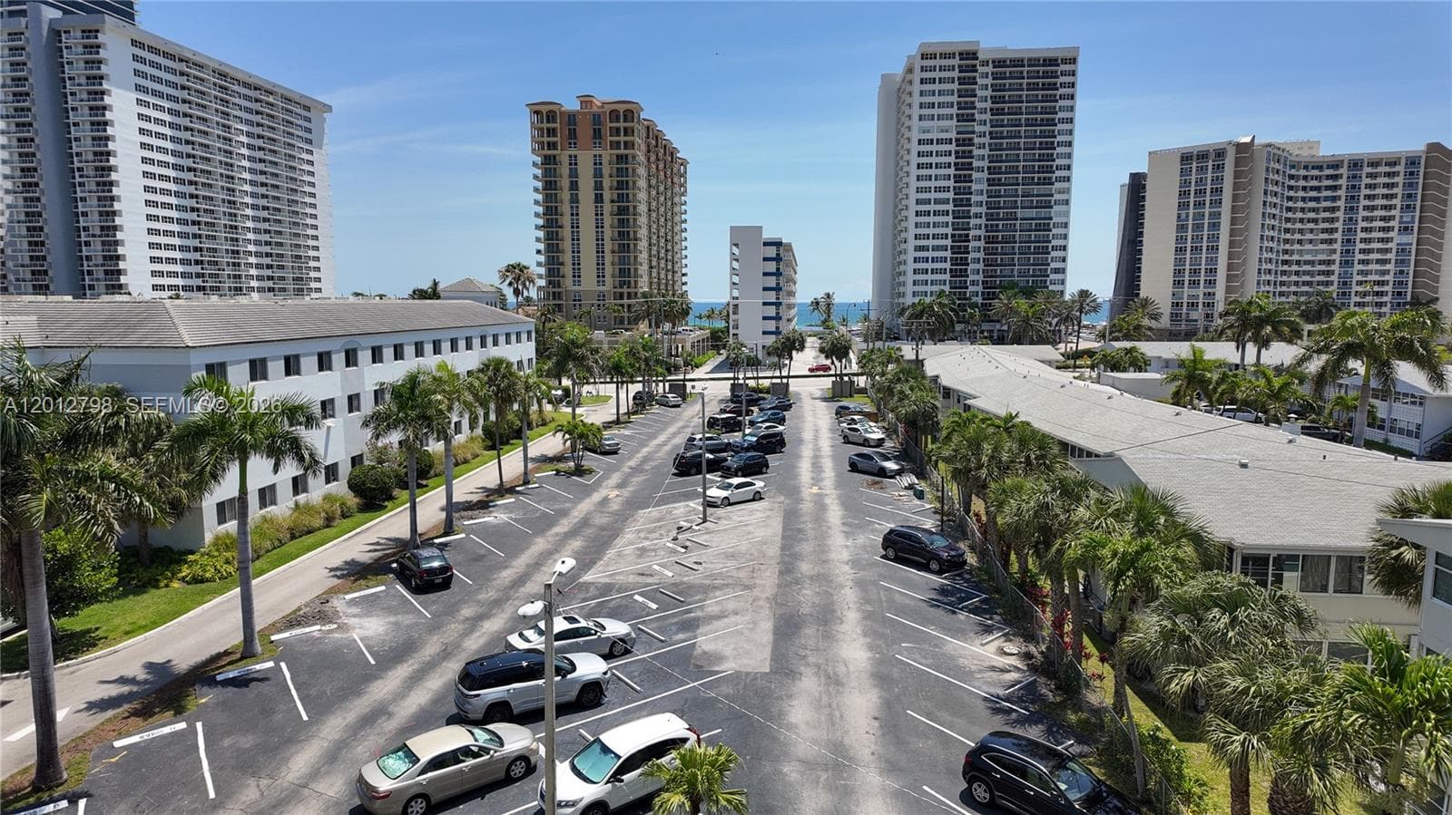 3113 S Ocean Dr 506 photo 14