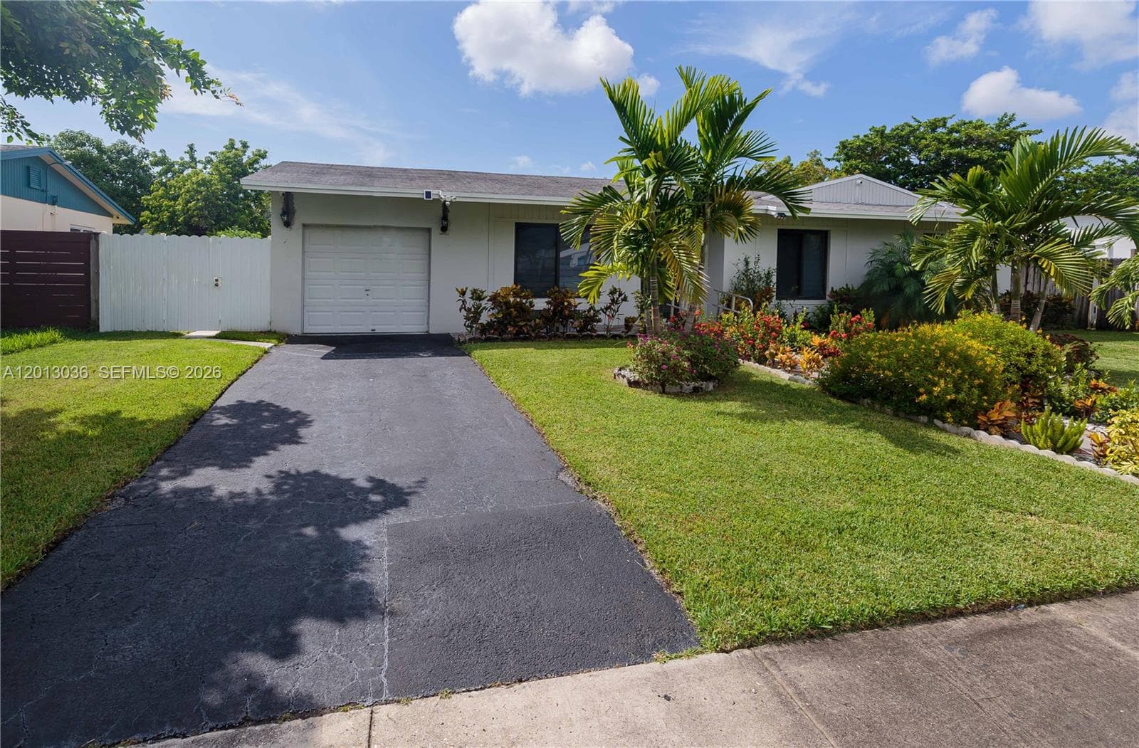 19311 Sterling Dr photo 1