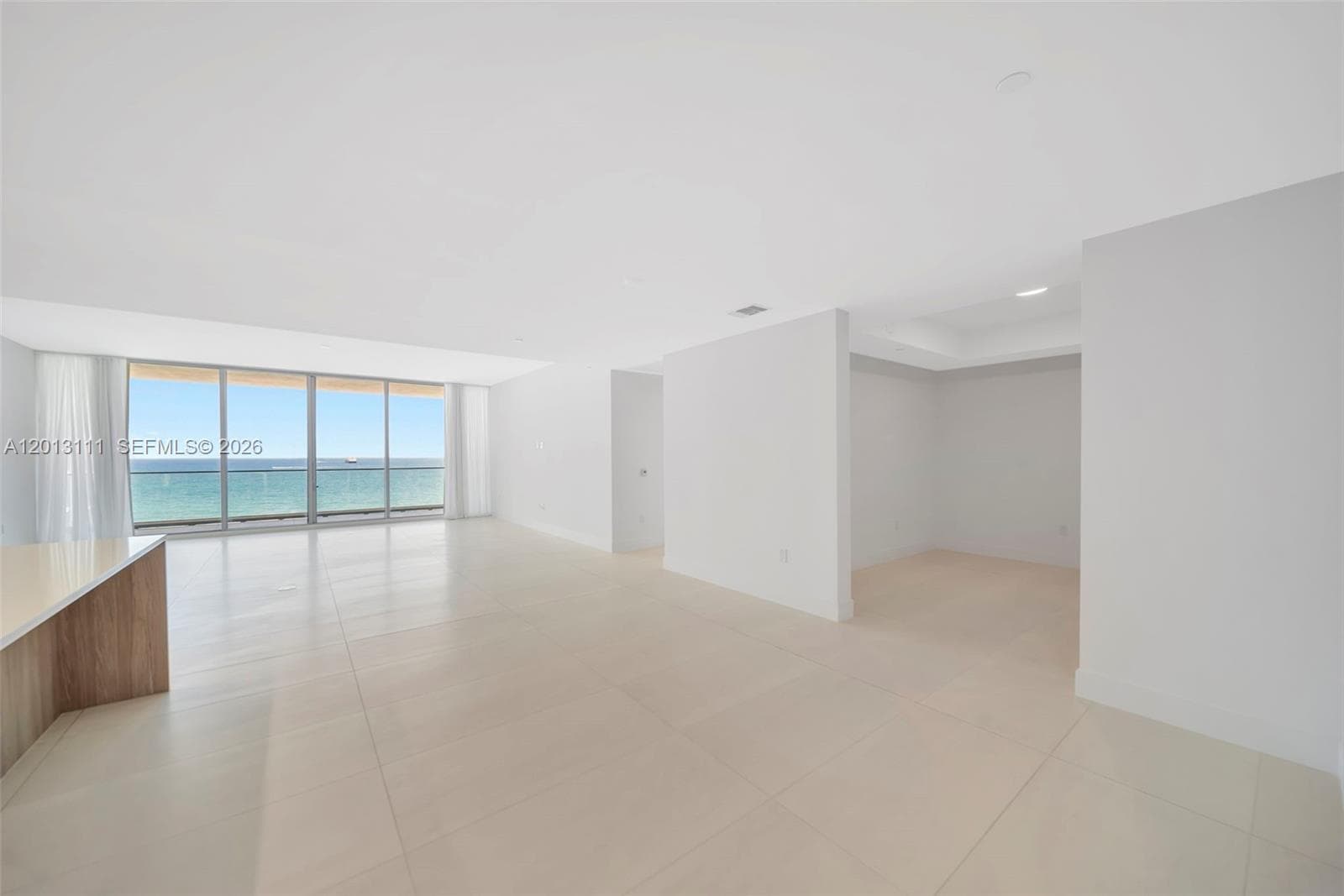 153 N Seabreeze Blvd 801 photo 10