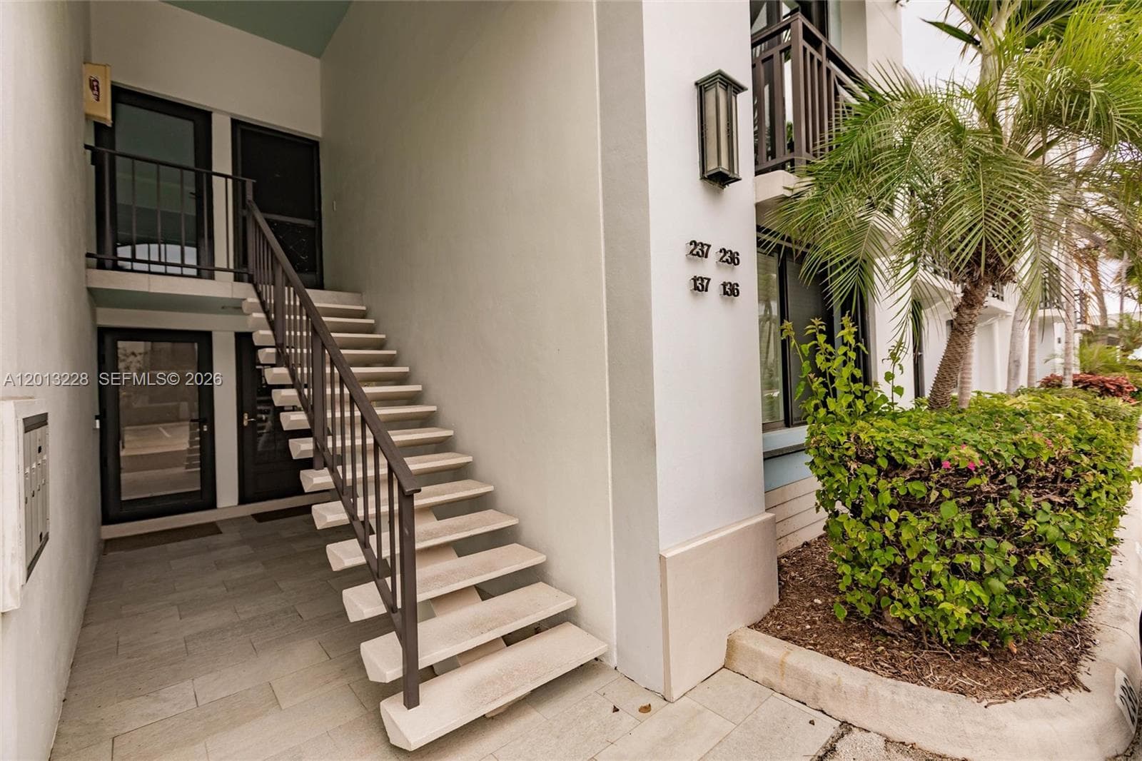 1620 S Ocean Ln 236 photo 18
