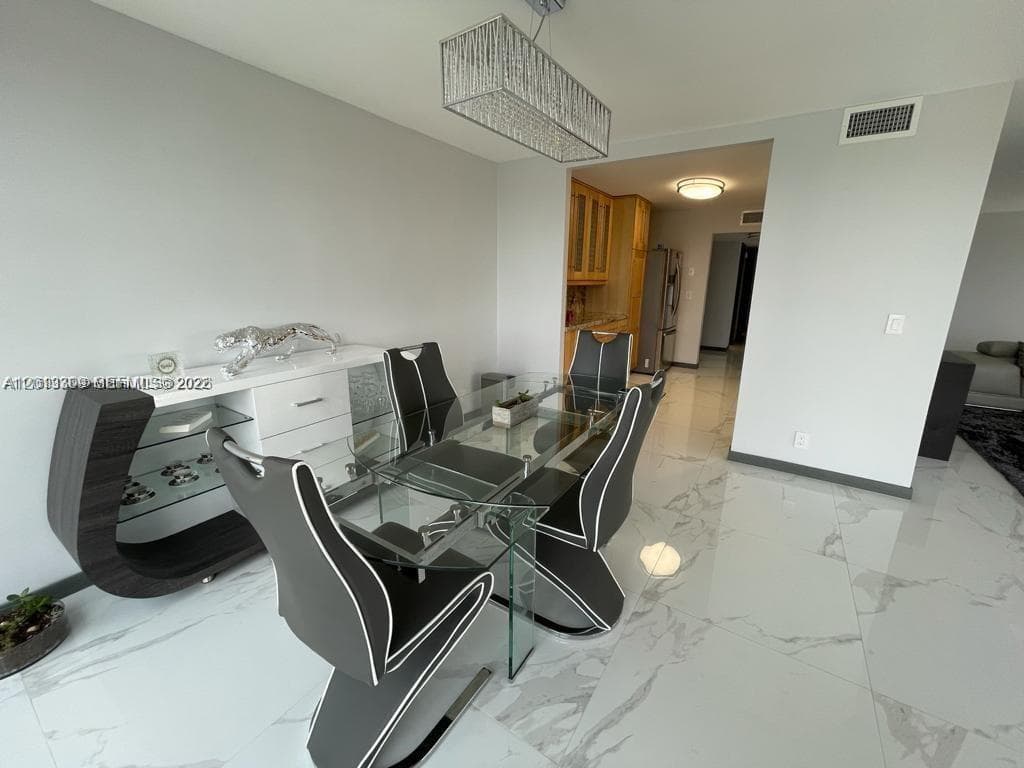 2049 S Ocean Dr East401 photo 9