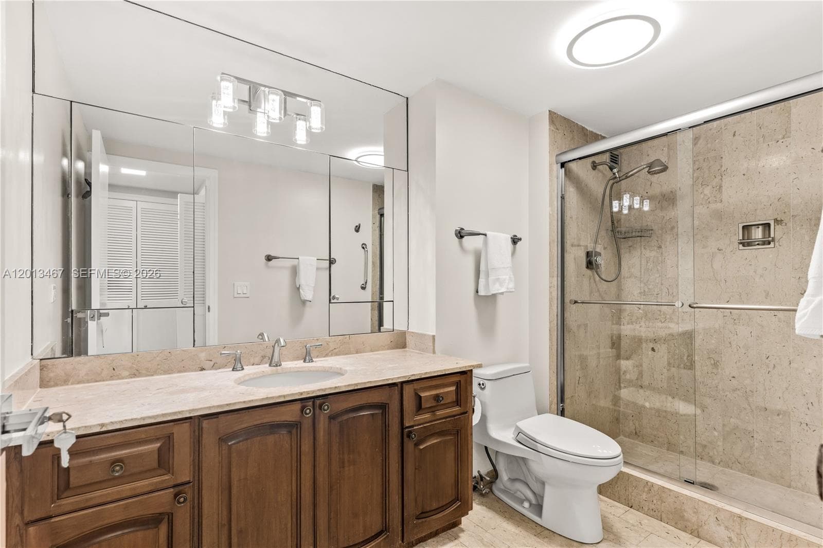 1800 NE 114th St 601 photo 23