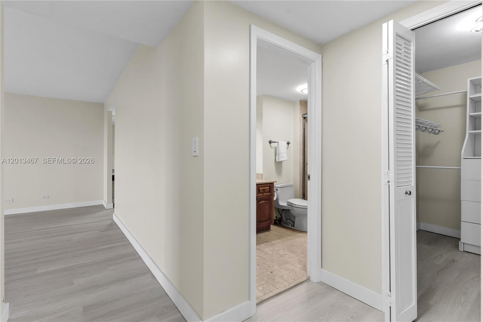 1800 NE 114th St 601 photo 22