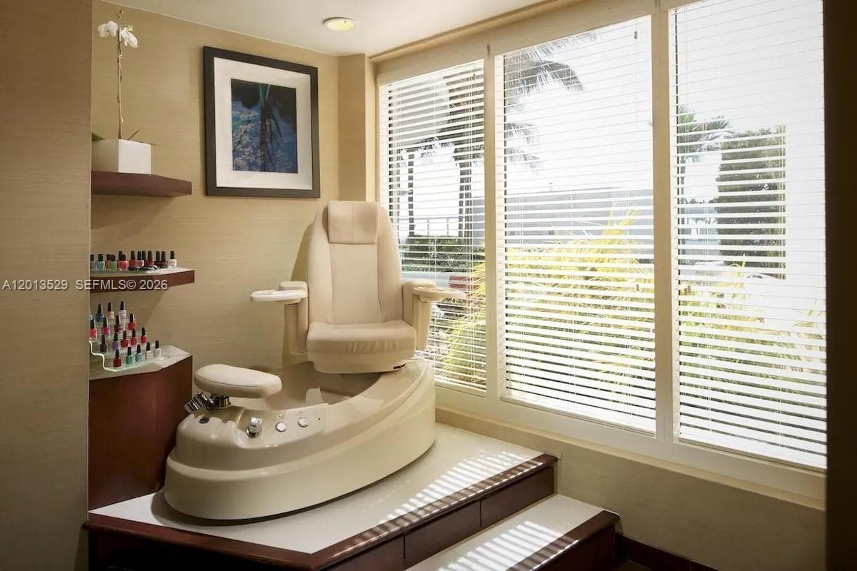 505 N Fort Lauderdale Beach Blvd 2103 photo 19