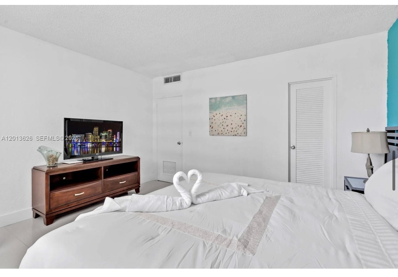 4001 S Ocean Dr 7B photo 12