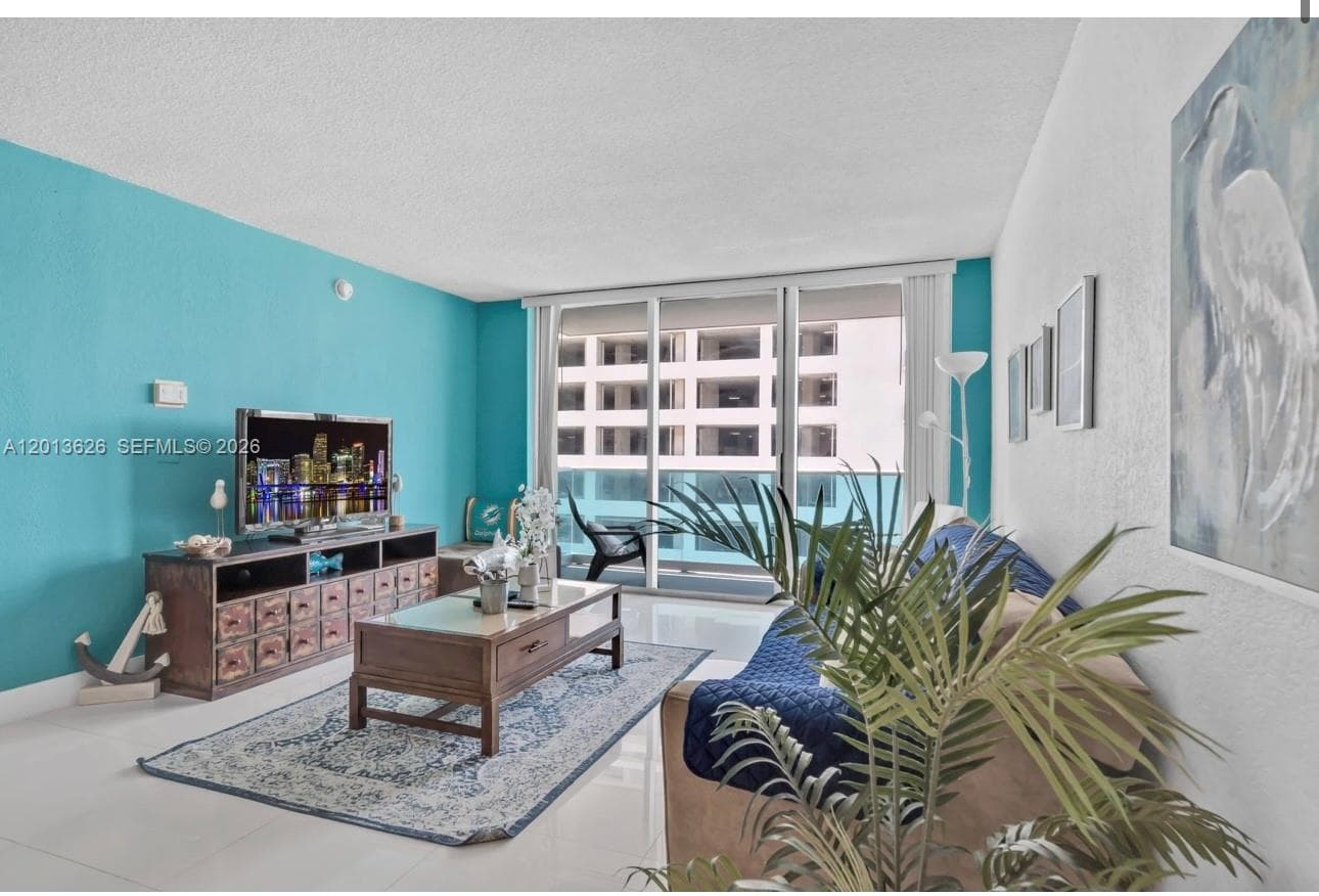 4001 Ocean Dr 4