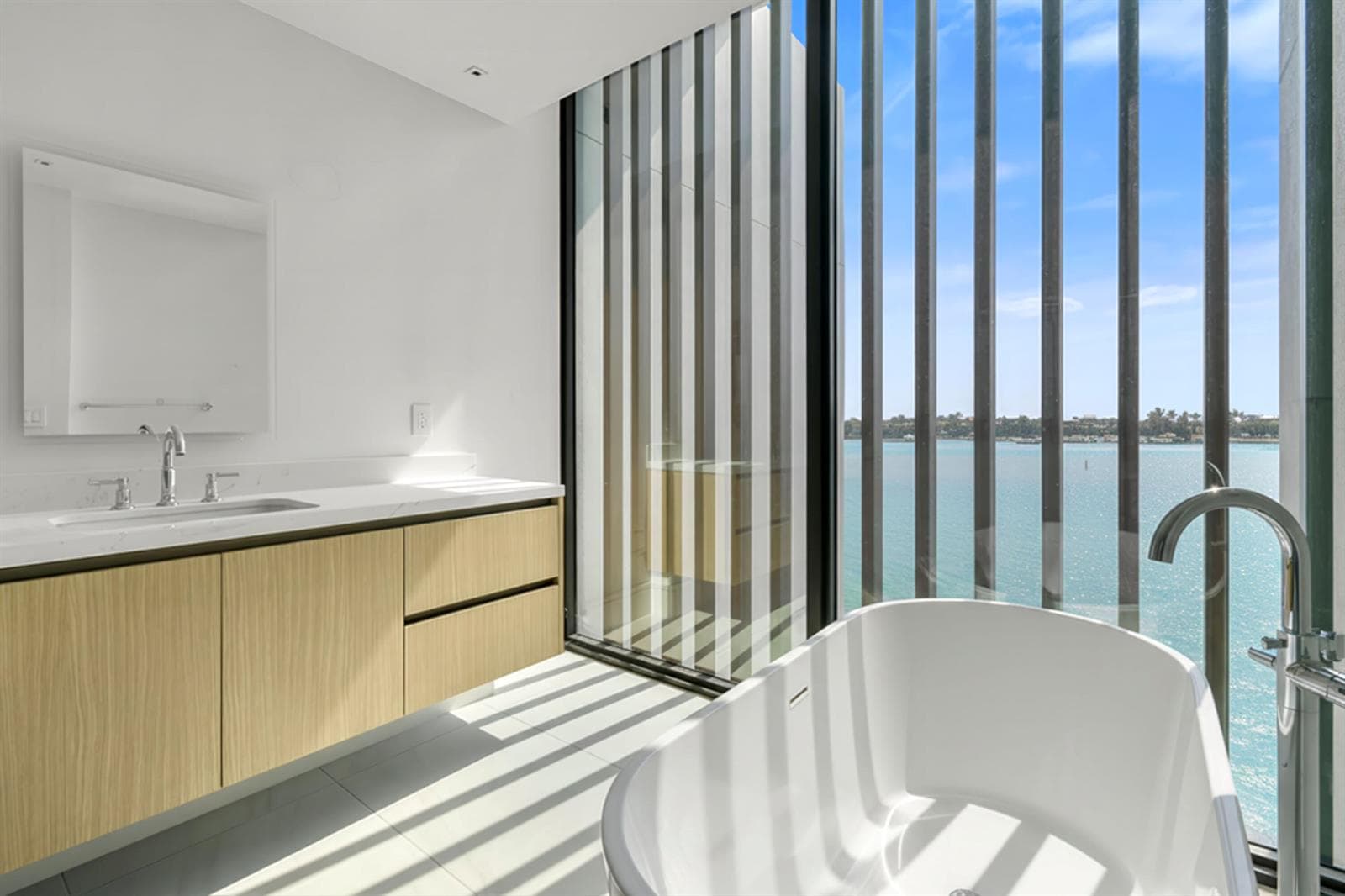 12450 SE Crystal Cove Place 2 photo 6