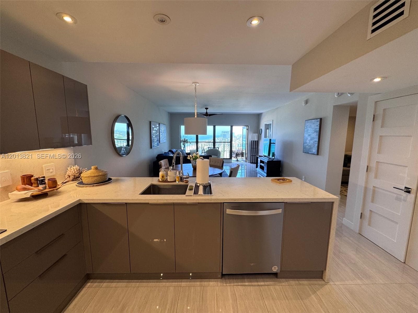4900 N Ocean Blvd 1601 photo 1