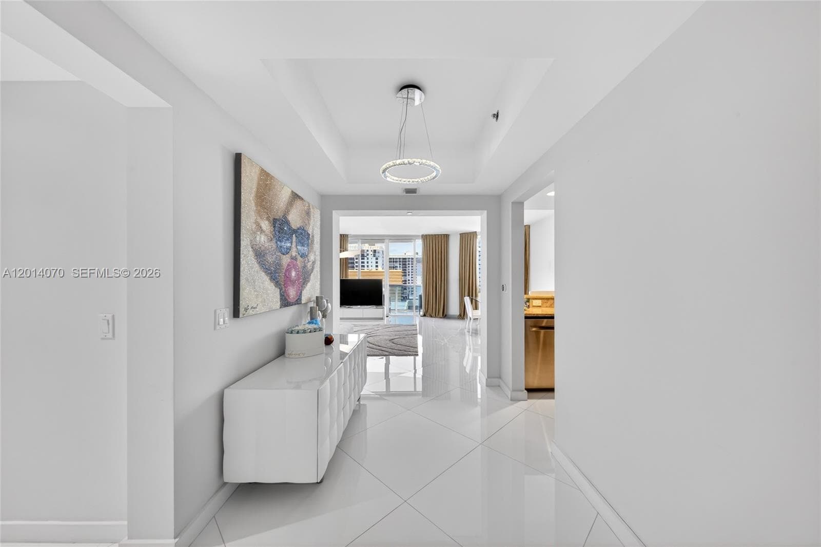 2711 Ocean Dr 2