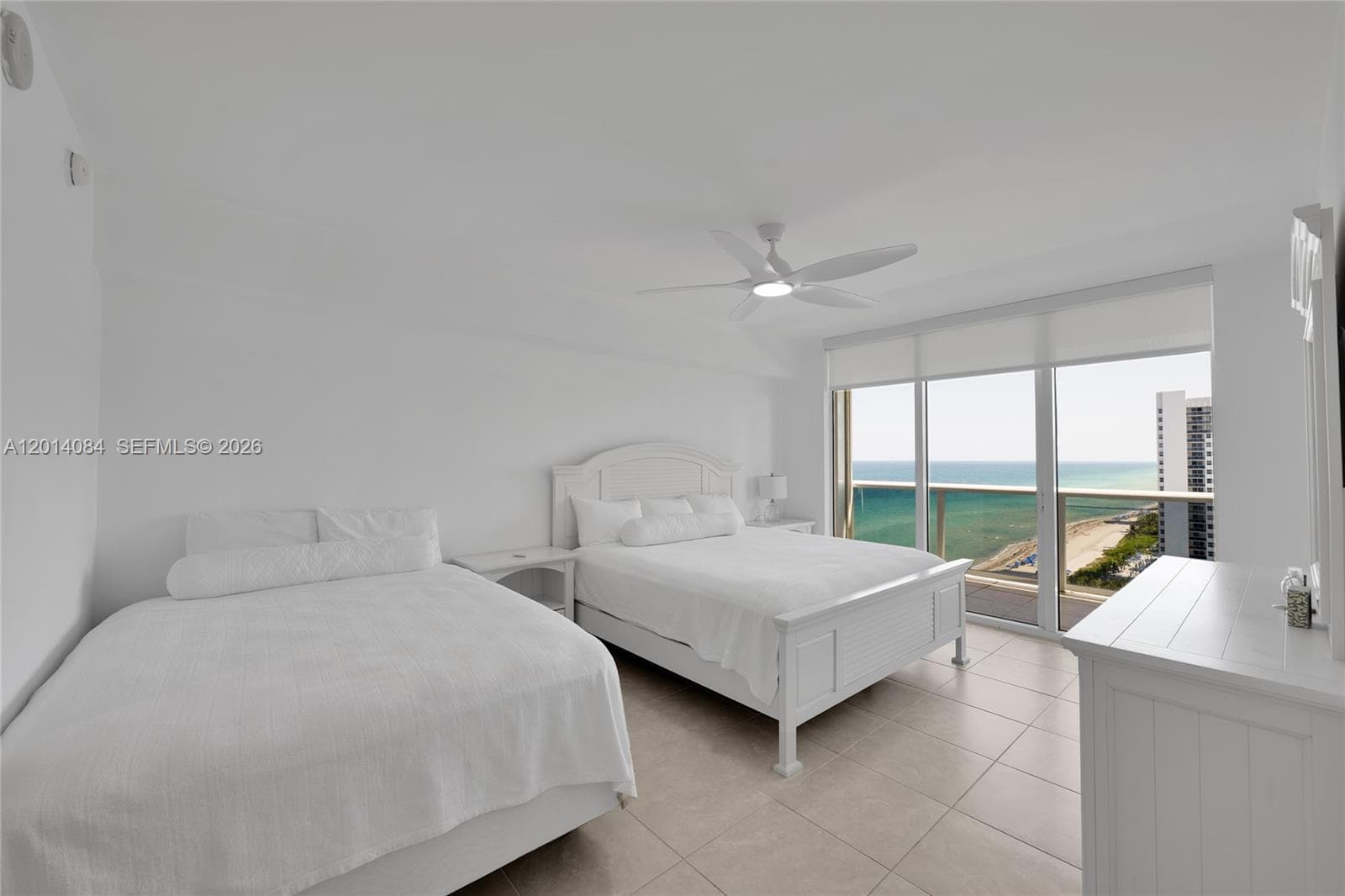 1830 Ocean Dr 1703 photo 16