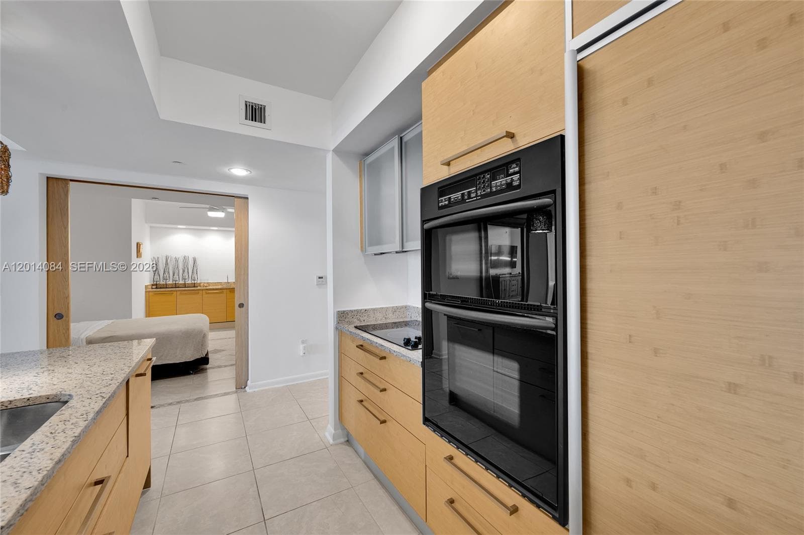 1830 Ocean Dr 5