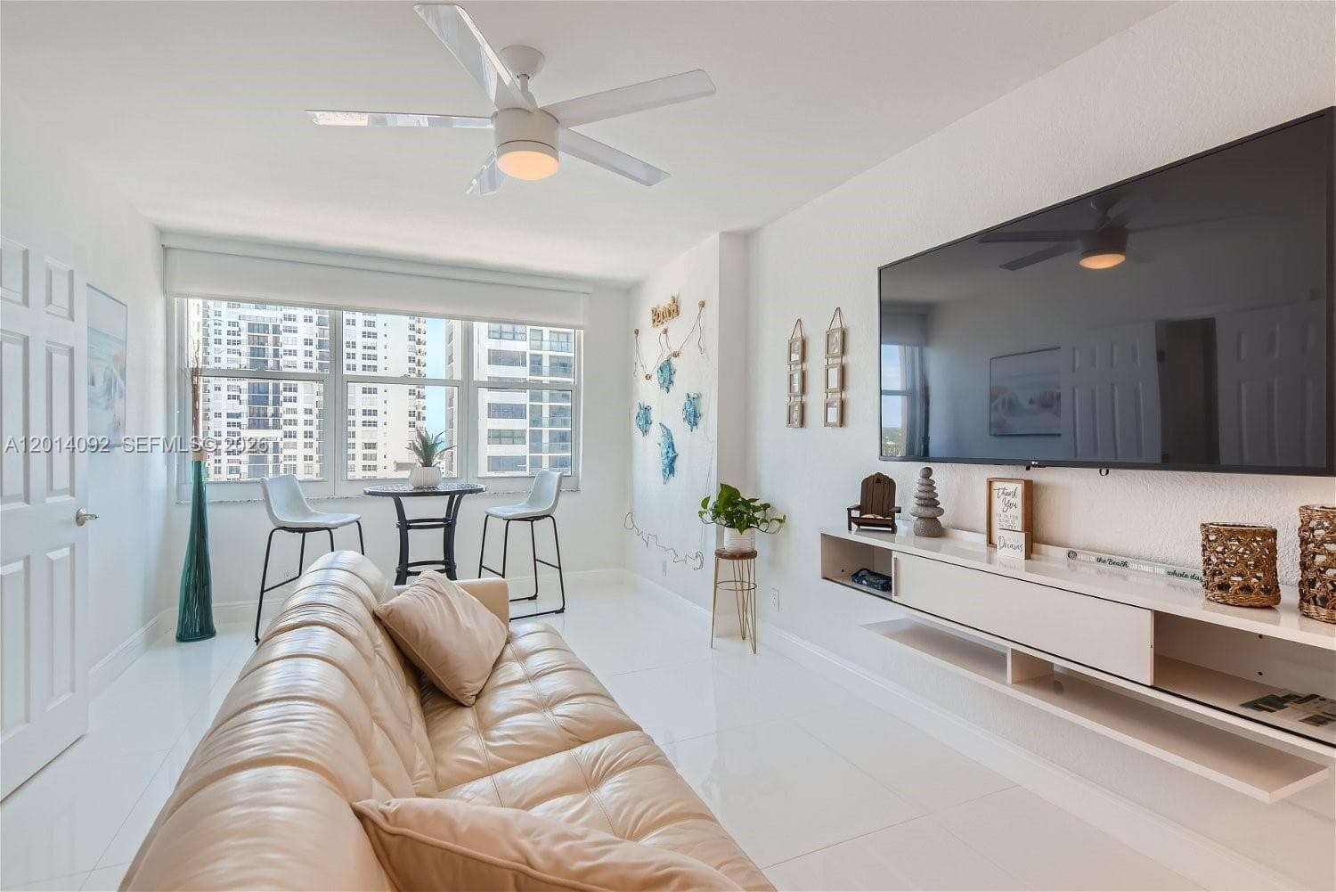 2501 S Ocean Dr 1103 photo 2