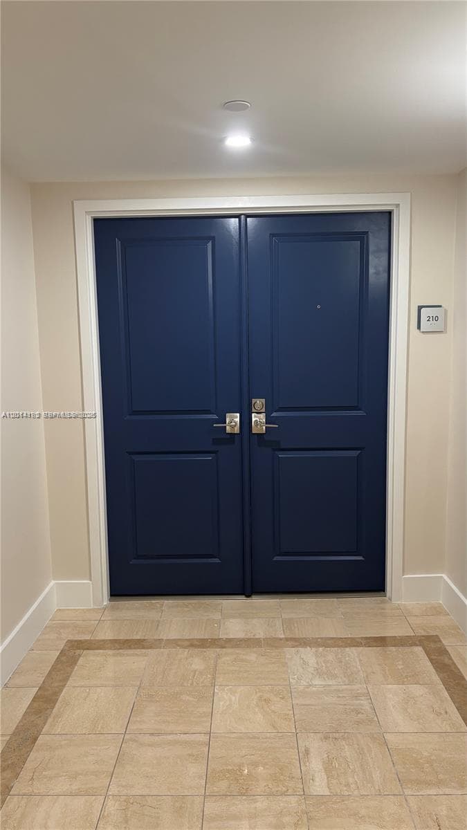 1800 Ocean Blvd 5