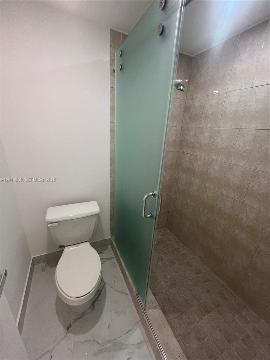 3505 Ocean Dr 210 photo 17