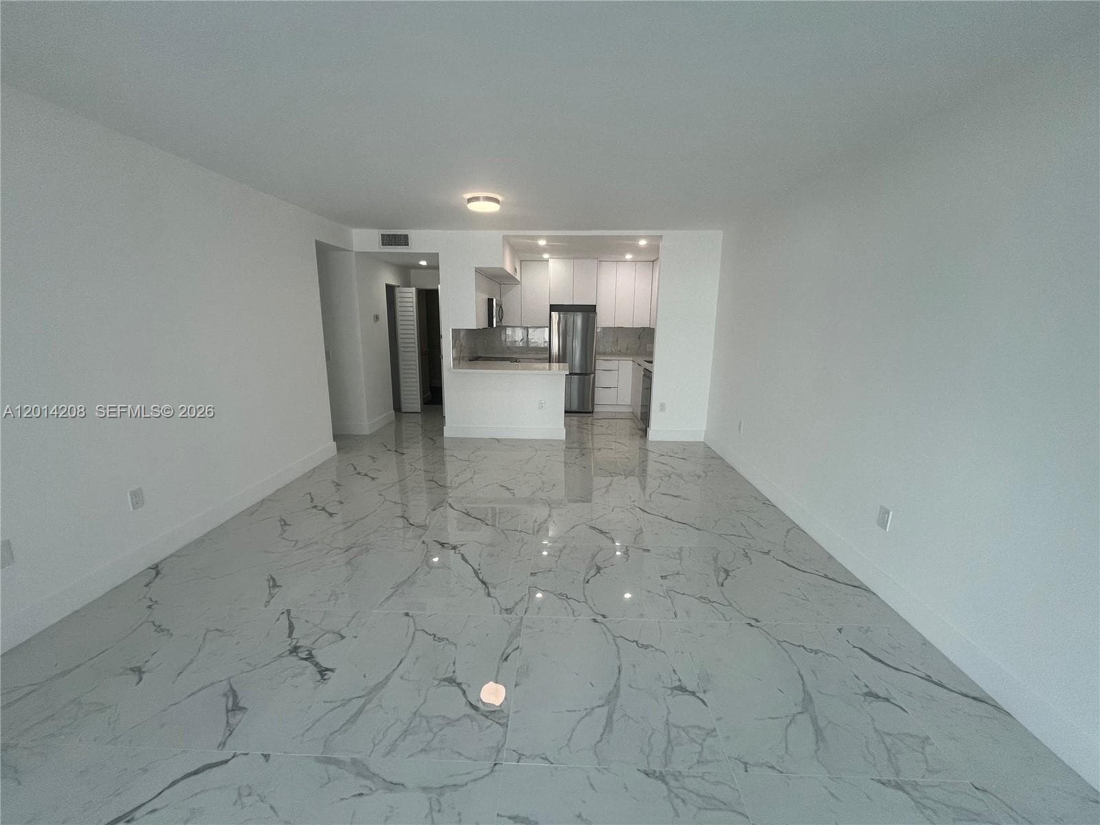 3505 S Ocean Dr 210 photo 8