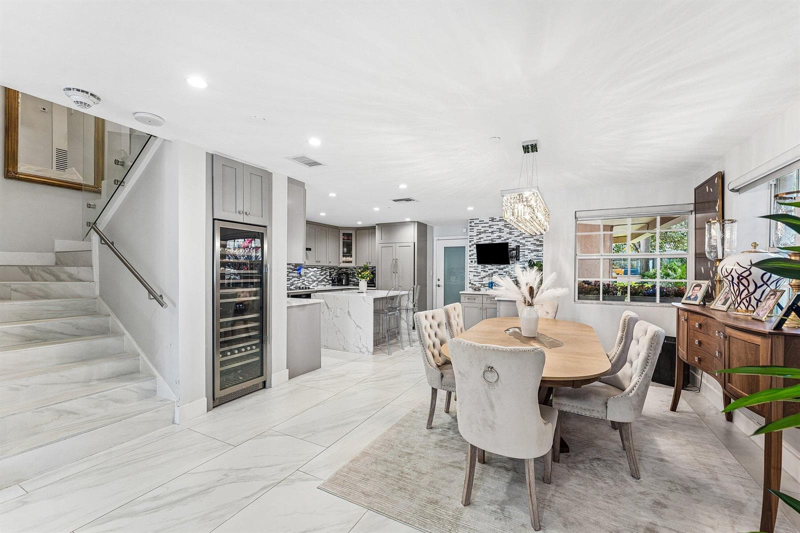 19 Hendricks Isle 5