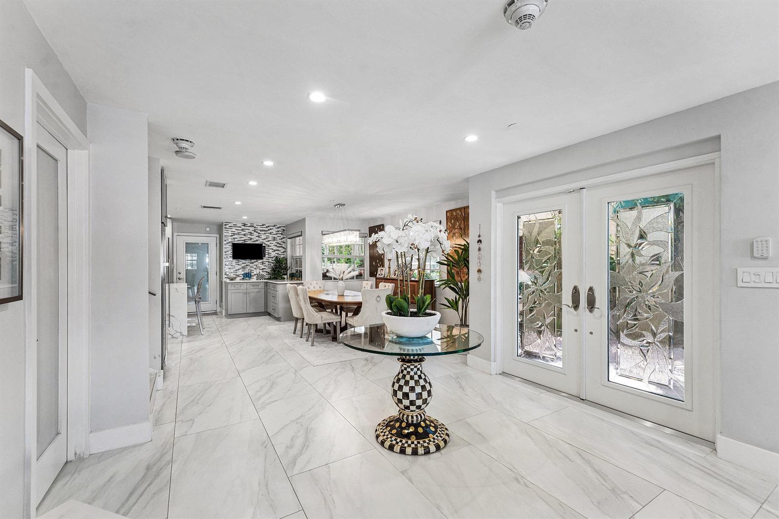 19 Hendricks Isle 4
