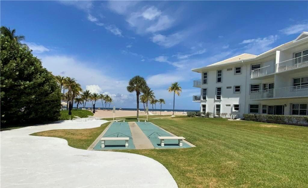 1750 S Ocean Lane 219 photo 20