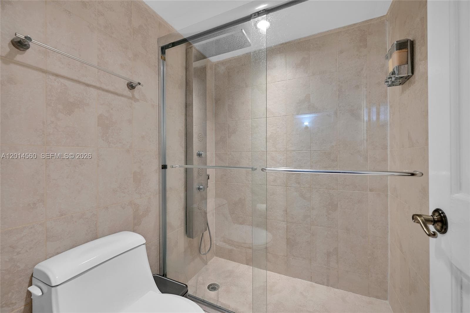 6039 Collins Ave 621 photo 18