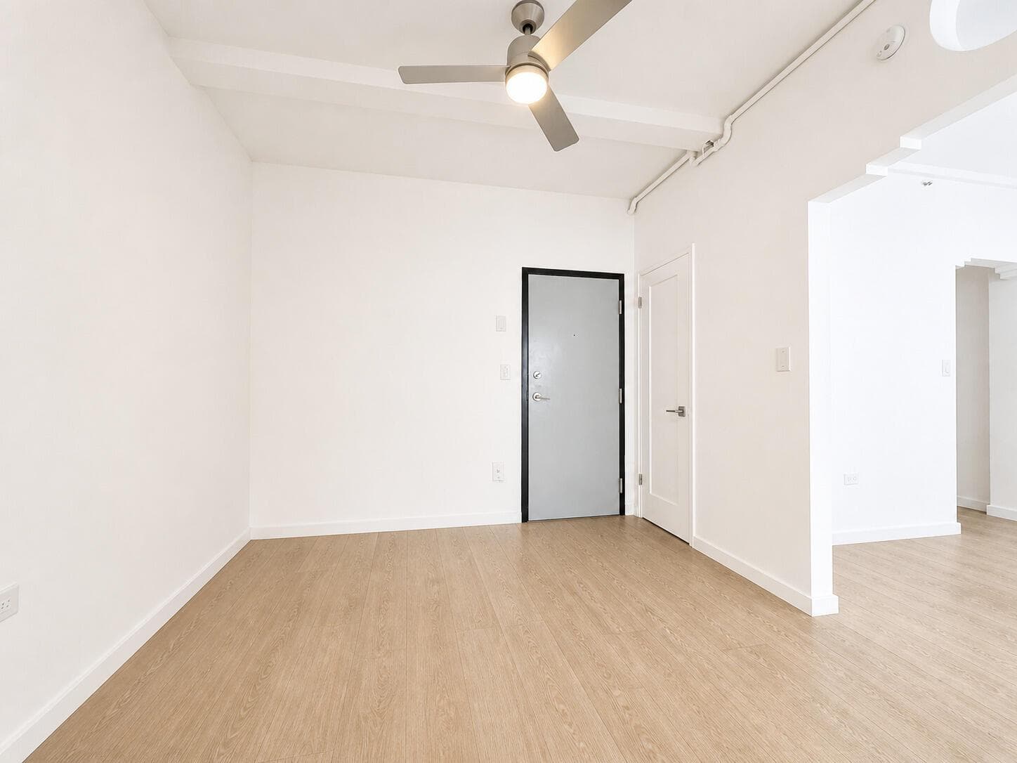 901 Collins Avenue 209 photo 7
