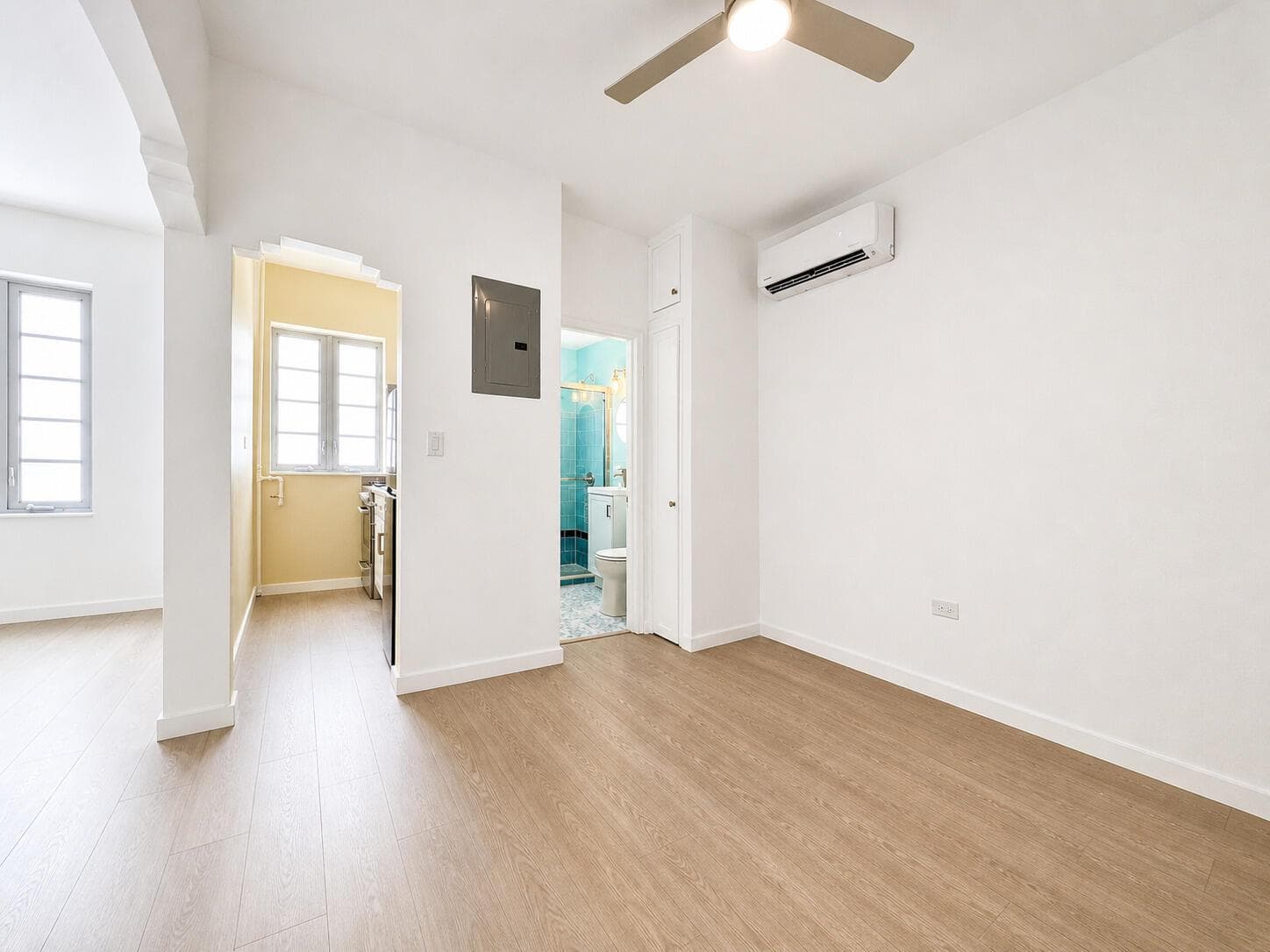 901 Collins Avenue 209 photo 8