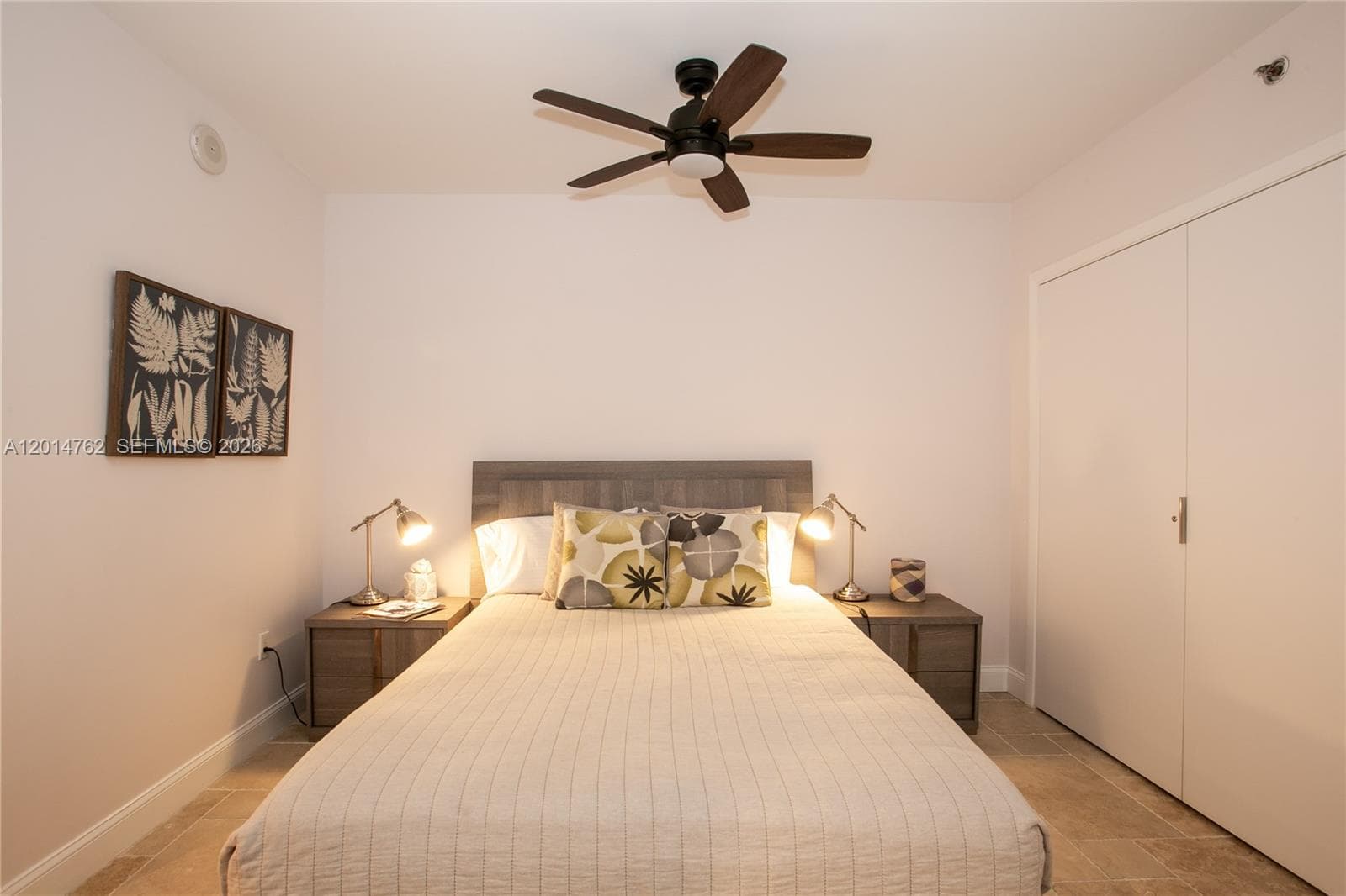 1830 Ocean Dr 4504 photo 12