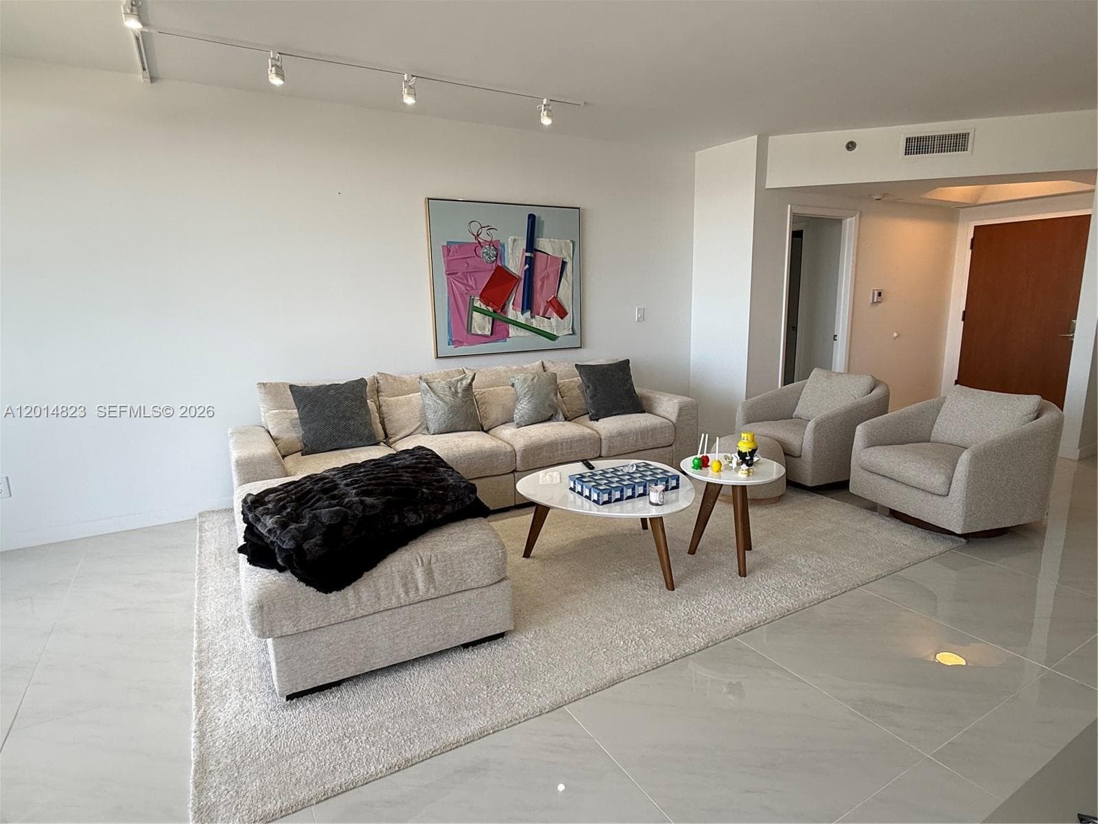 2000 Island Blvd #1603 5