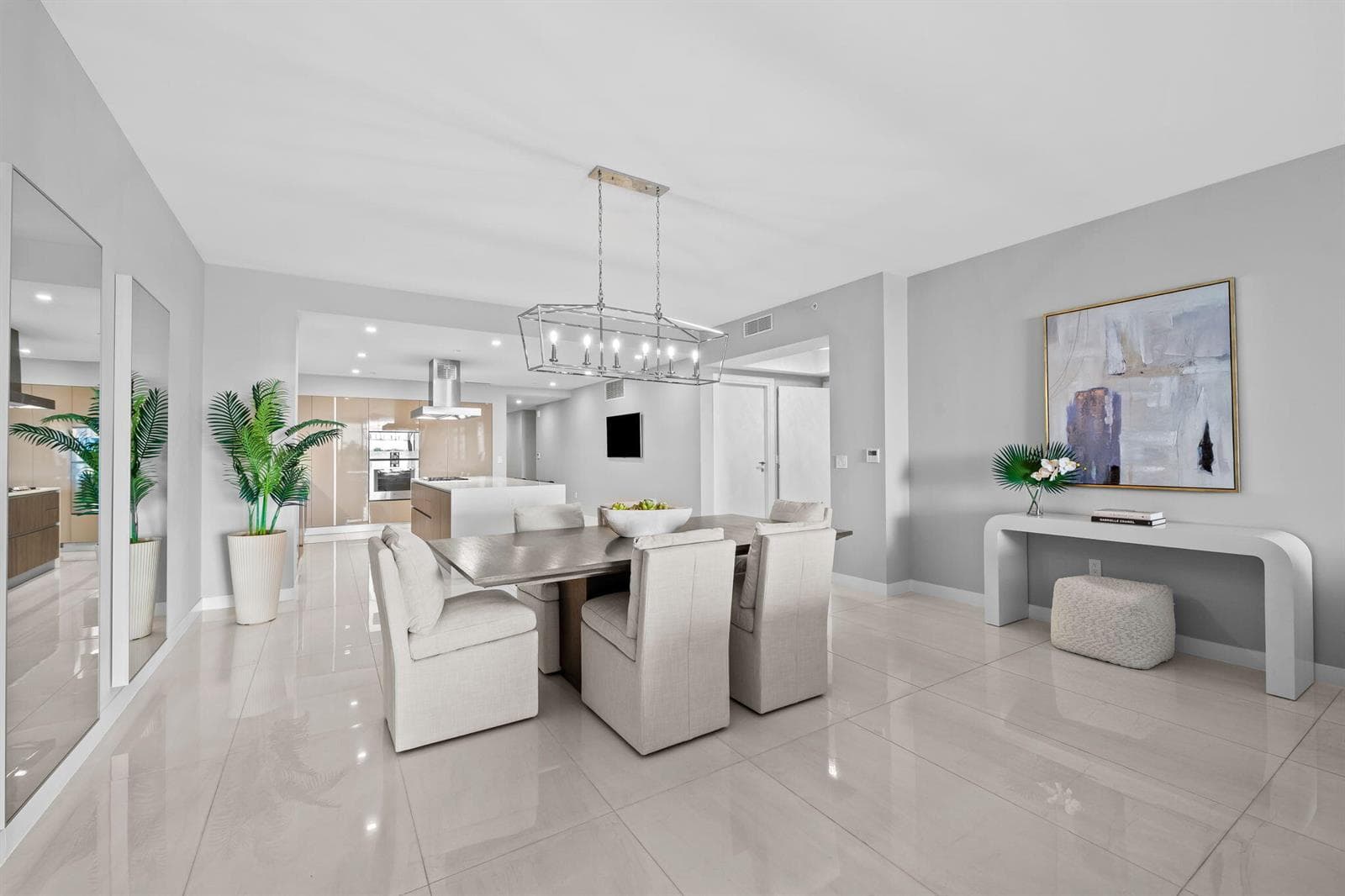 435 Bayshore Drive 302 photo 18