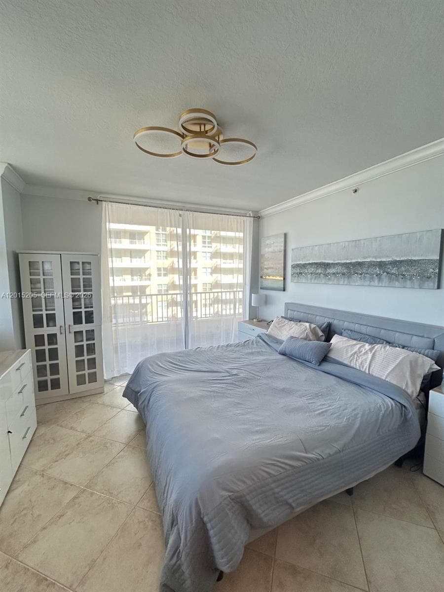 625 Casa Loma Blvd 1009 photo 9