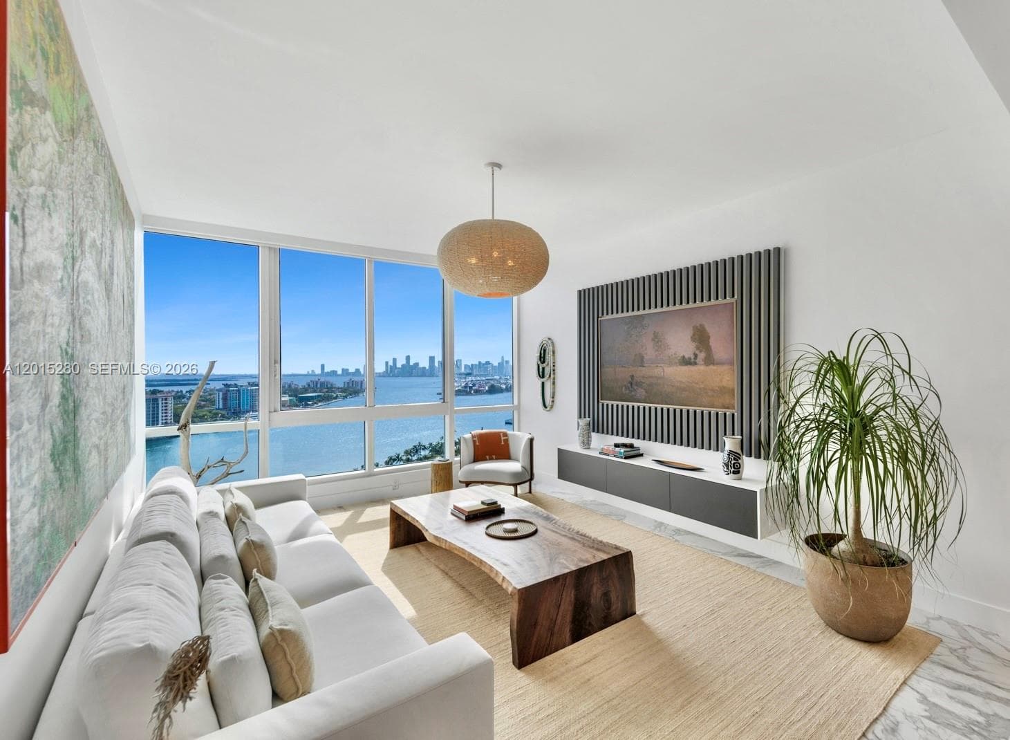 100 Pointe Dr 1