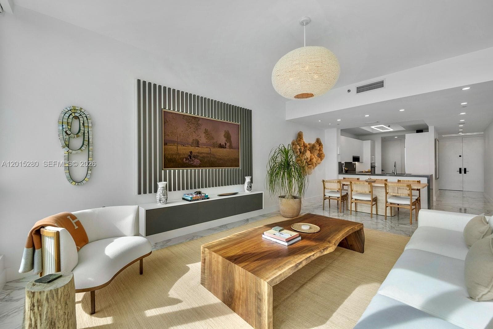 100 Pointe Dr 5