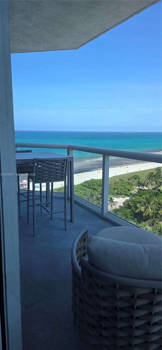 6515 Collins Ave 1107 photo 19