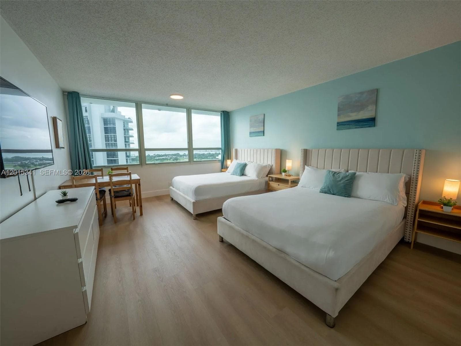 5445 Collins Ave 1718 photo 11