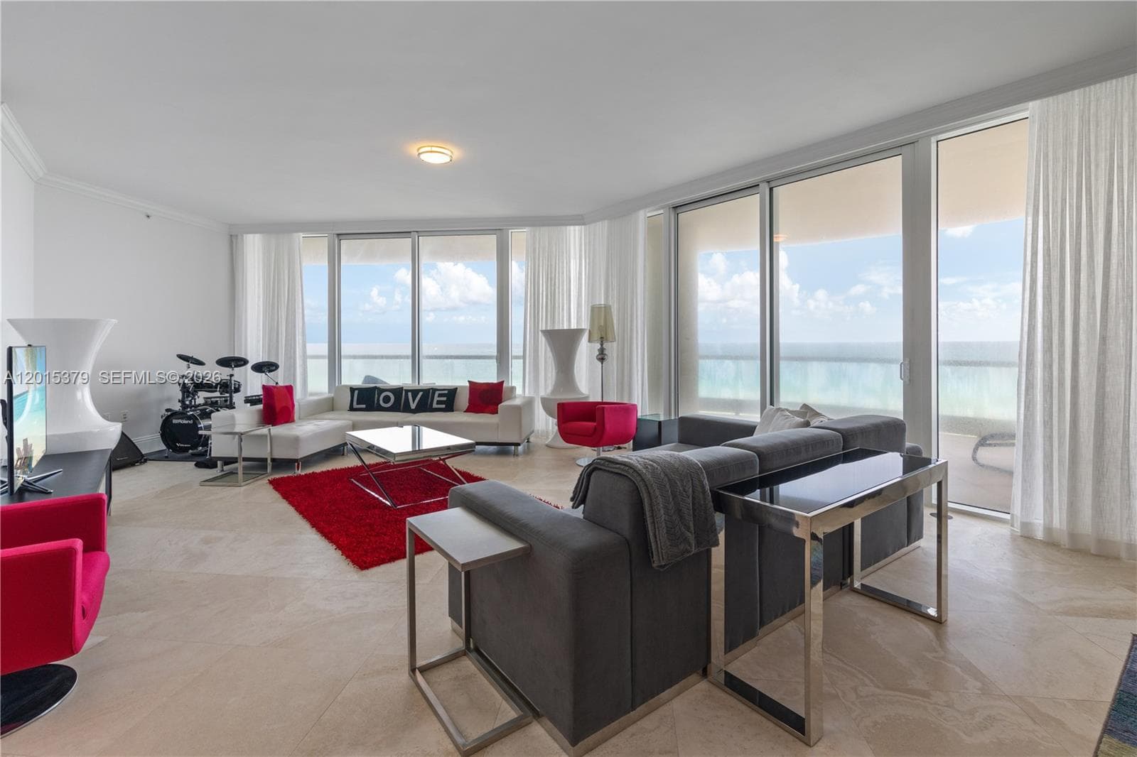 16047 Collins Ave 4
