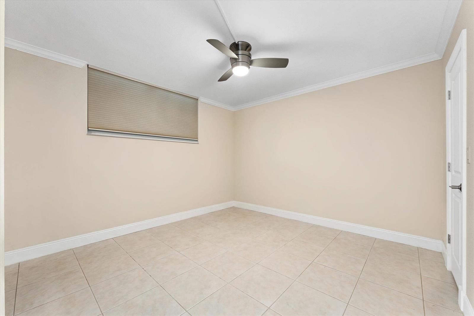 750 N Ocean Boulevard 710 photo 23