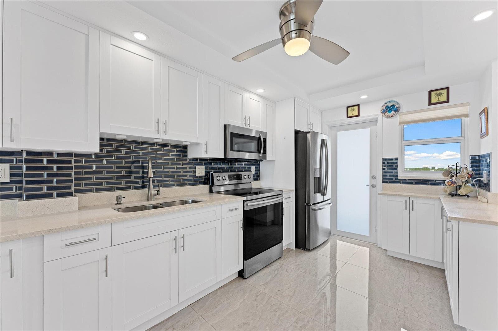 750 N Ocean Boulevard 710 photo 7