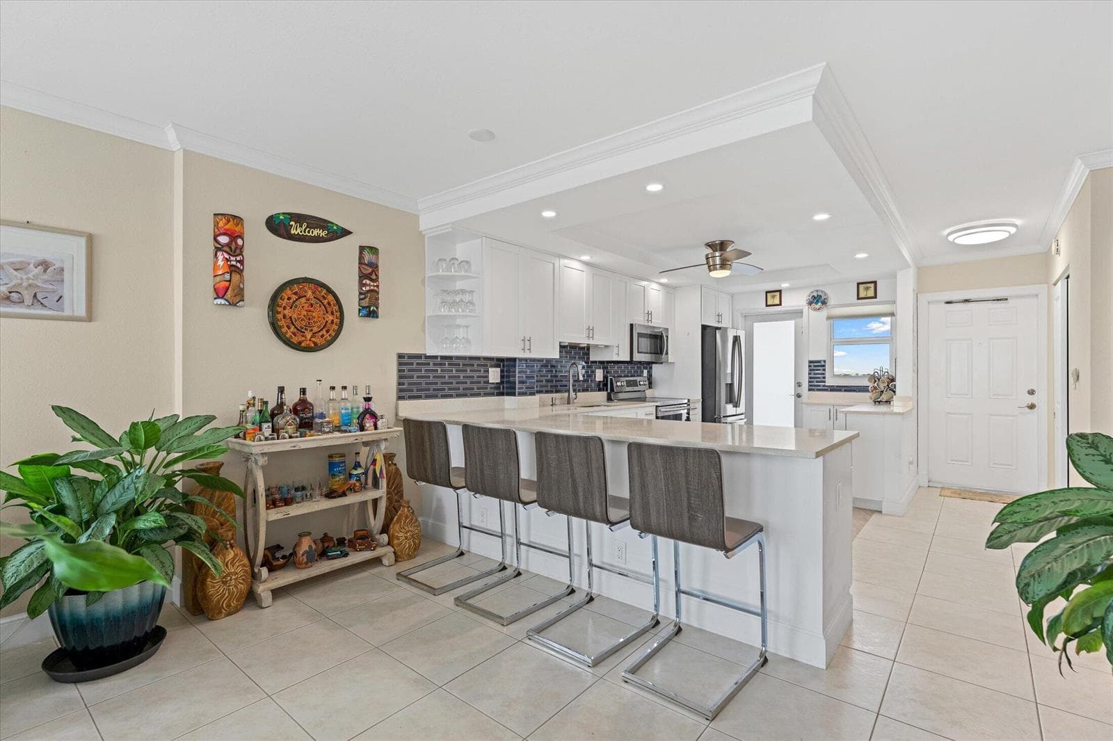 750 N Ocean Boulevard 710 photo 8