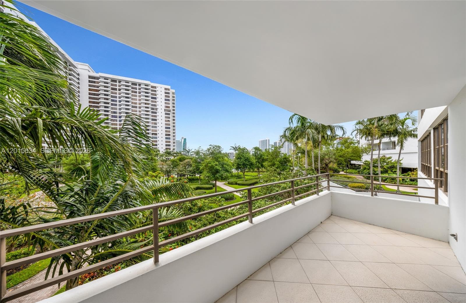 600 Three Islands Blvd 212 photo 5