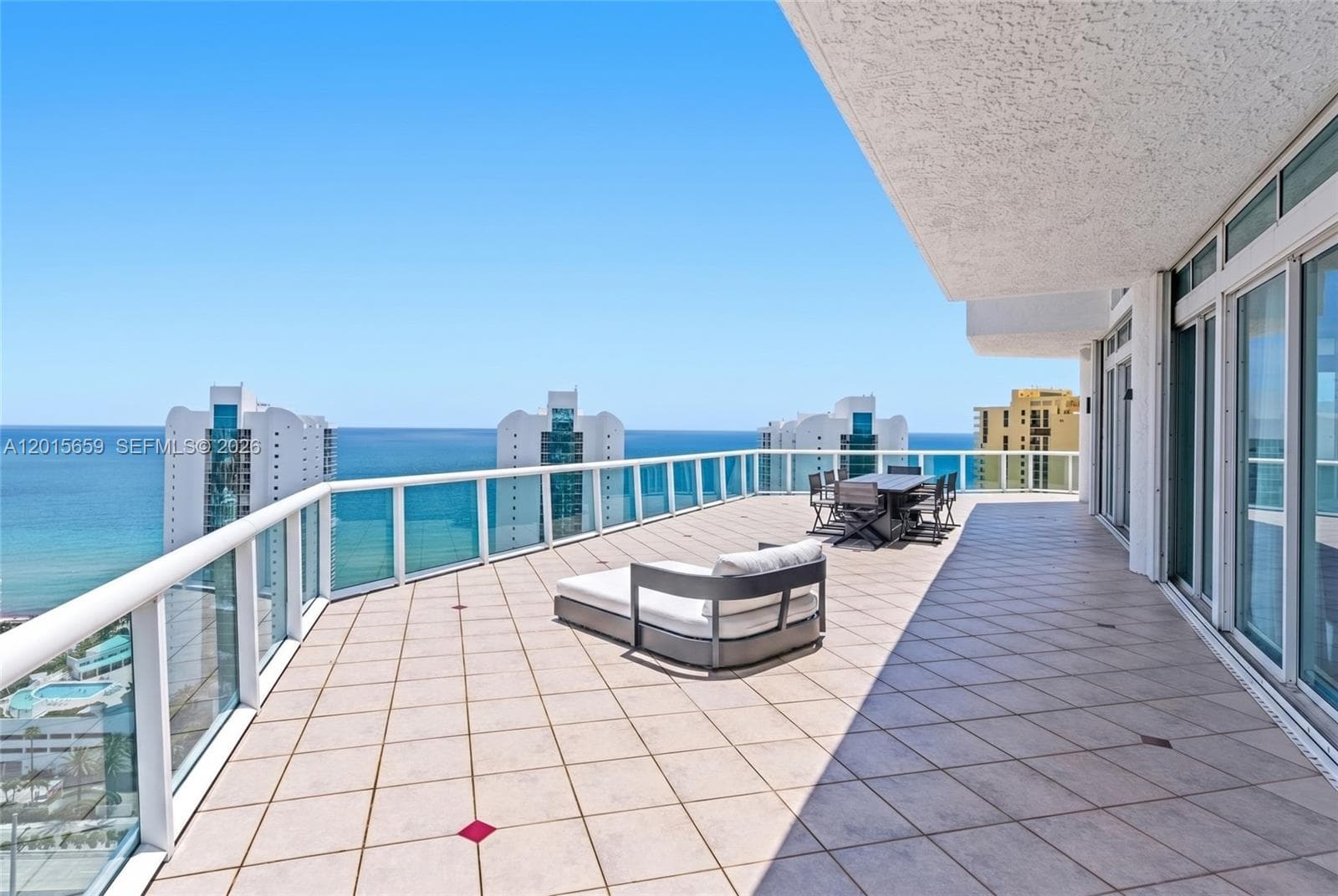 16400 Collins Ave 3