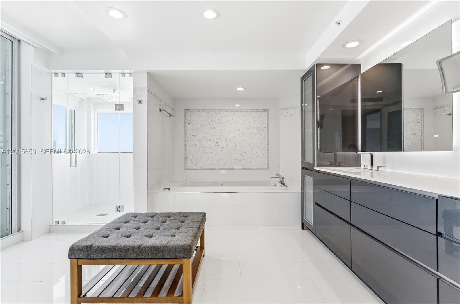 16400 Collins Ave PH41 photo 25