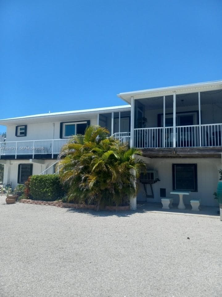 251 Pelican Ln 2