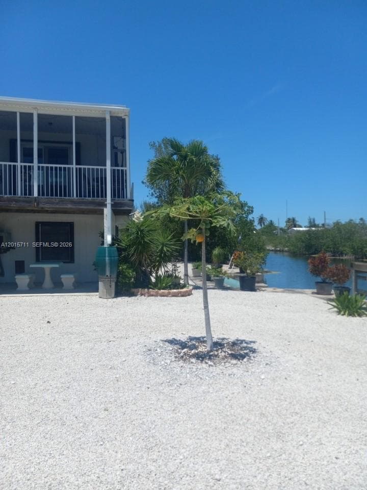 251 Pelican Ln 1