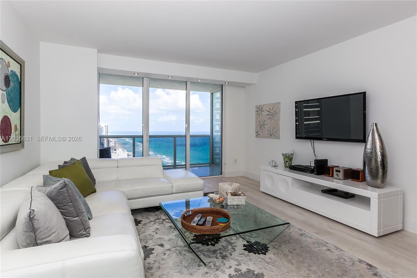 1830 Ocean Dr 3