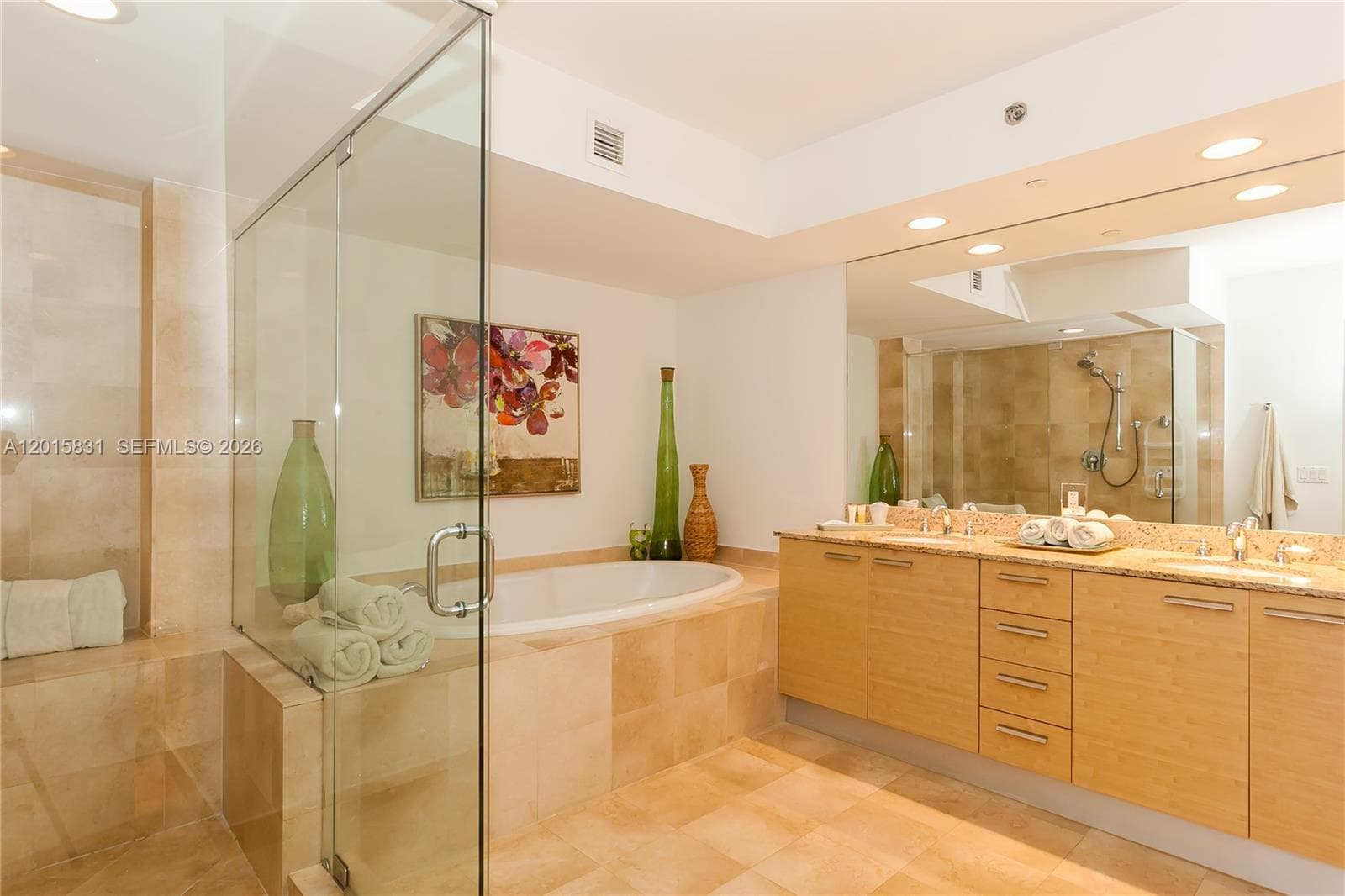 1830 Ocean Dr 3711 photo 10