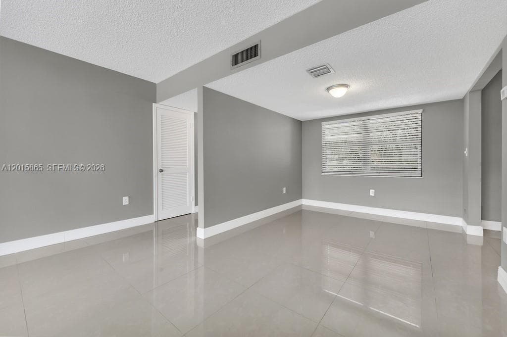 3100 48th St 318 photo 11