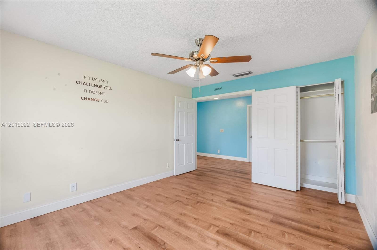 20013 Mona Cir photo 17