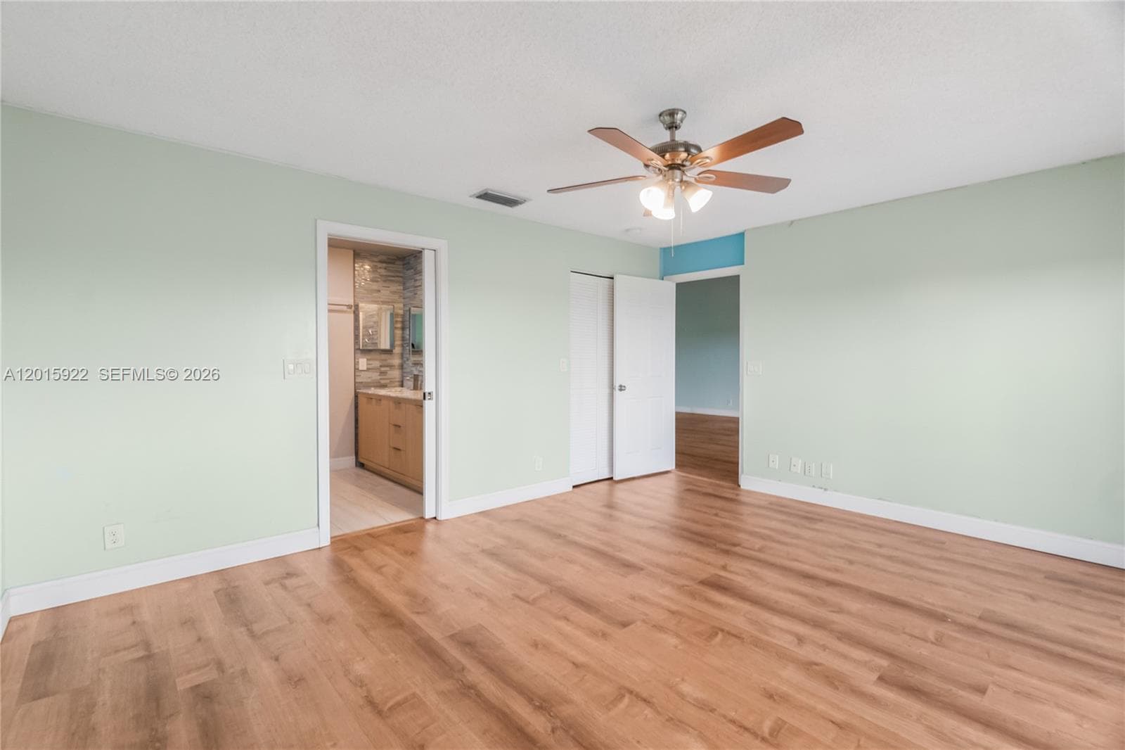 20013 Mona Cir photo 21